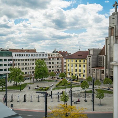 Perla Hradce 101 Appartement Hradec Králové Buitenkant foto