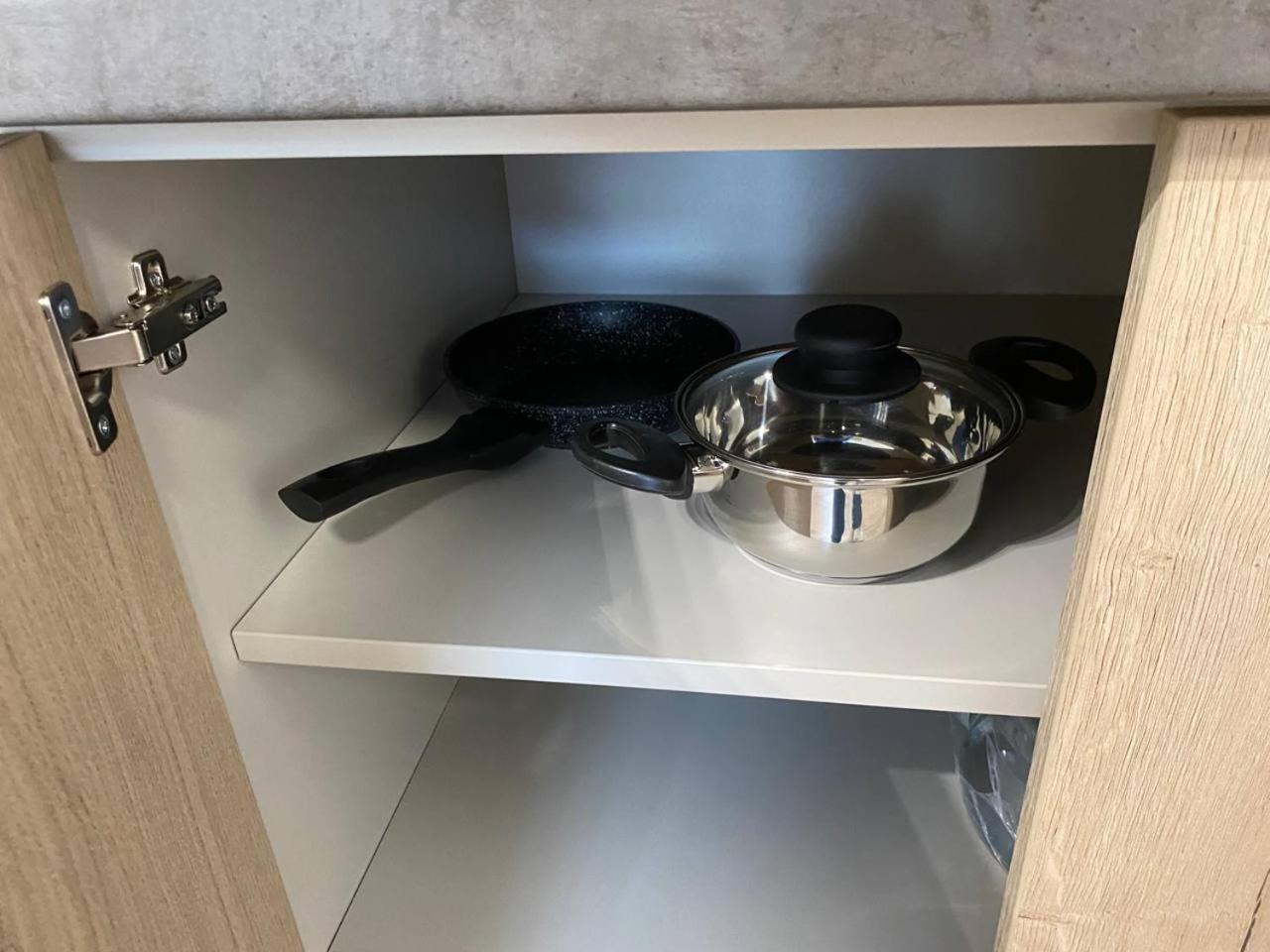 Perla Hradce 101 Appartement Hradec Králové Buitenkant foto