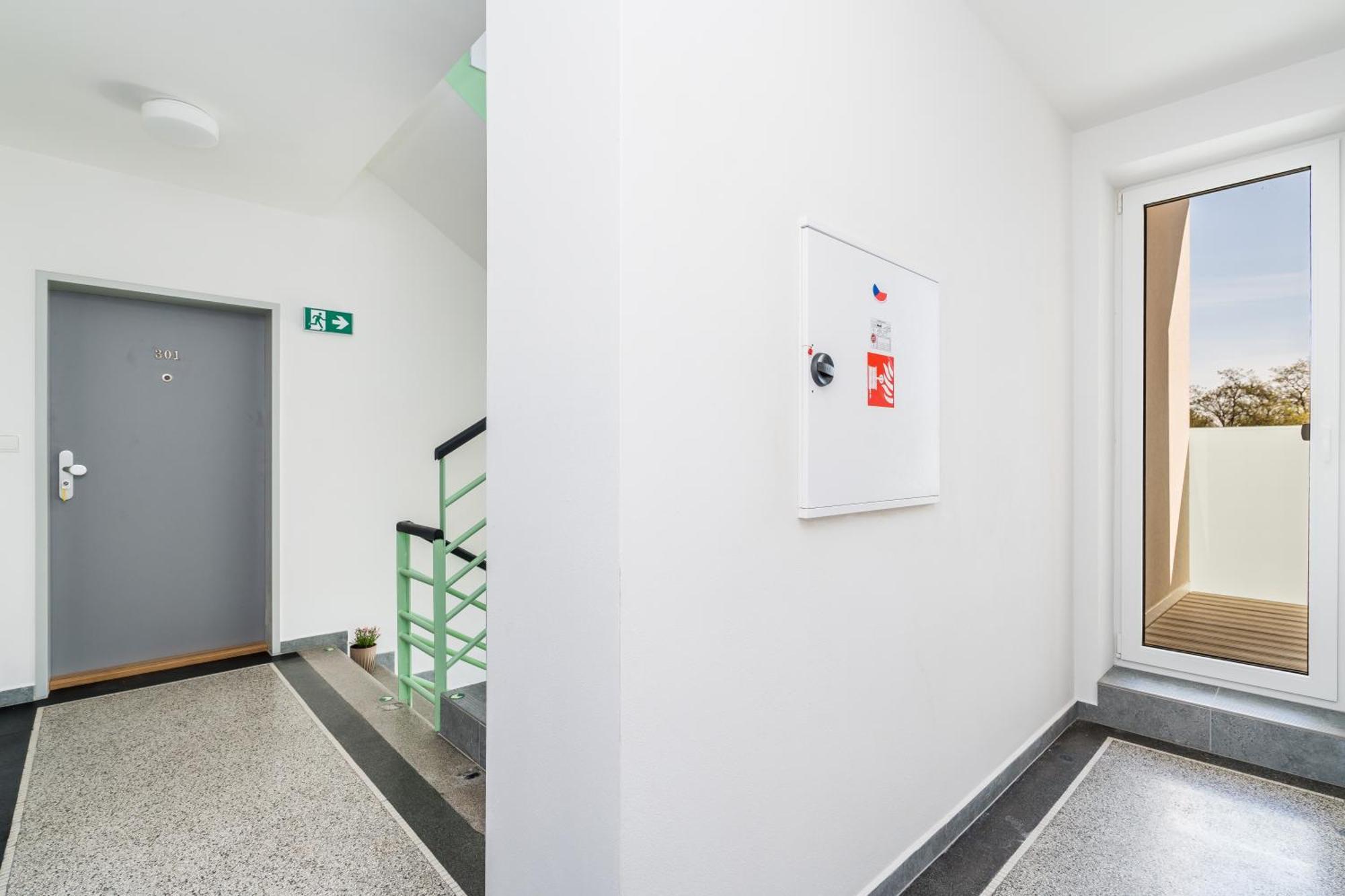 Perla Hradce 101 Appartement Hradec Králové Buitenkant foto
