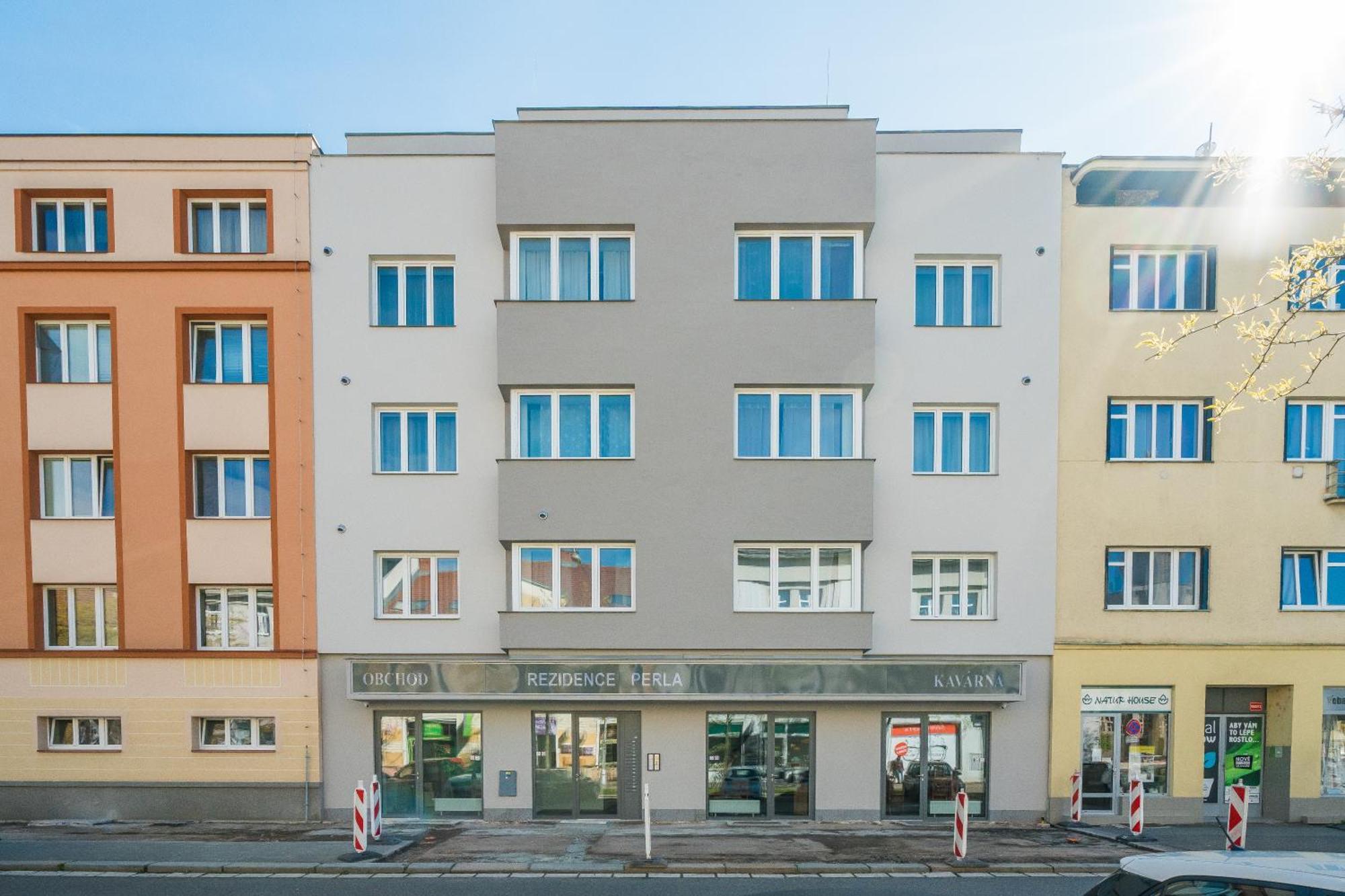 Perla Hradce 101 Appartement Hradec Králové Buitenkant foto